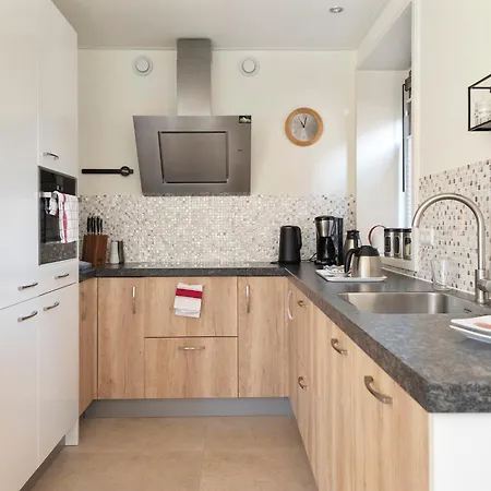 Serene Parkside Retreat Apartamento