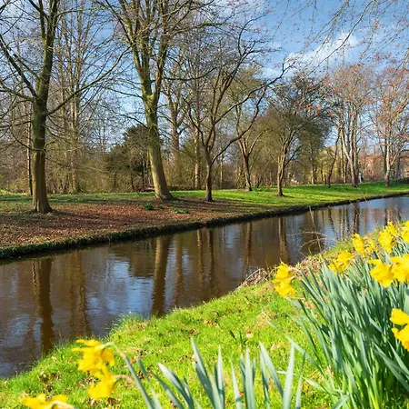 Serene Parkside Retreat Apartamento Alkmaar